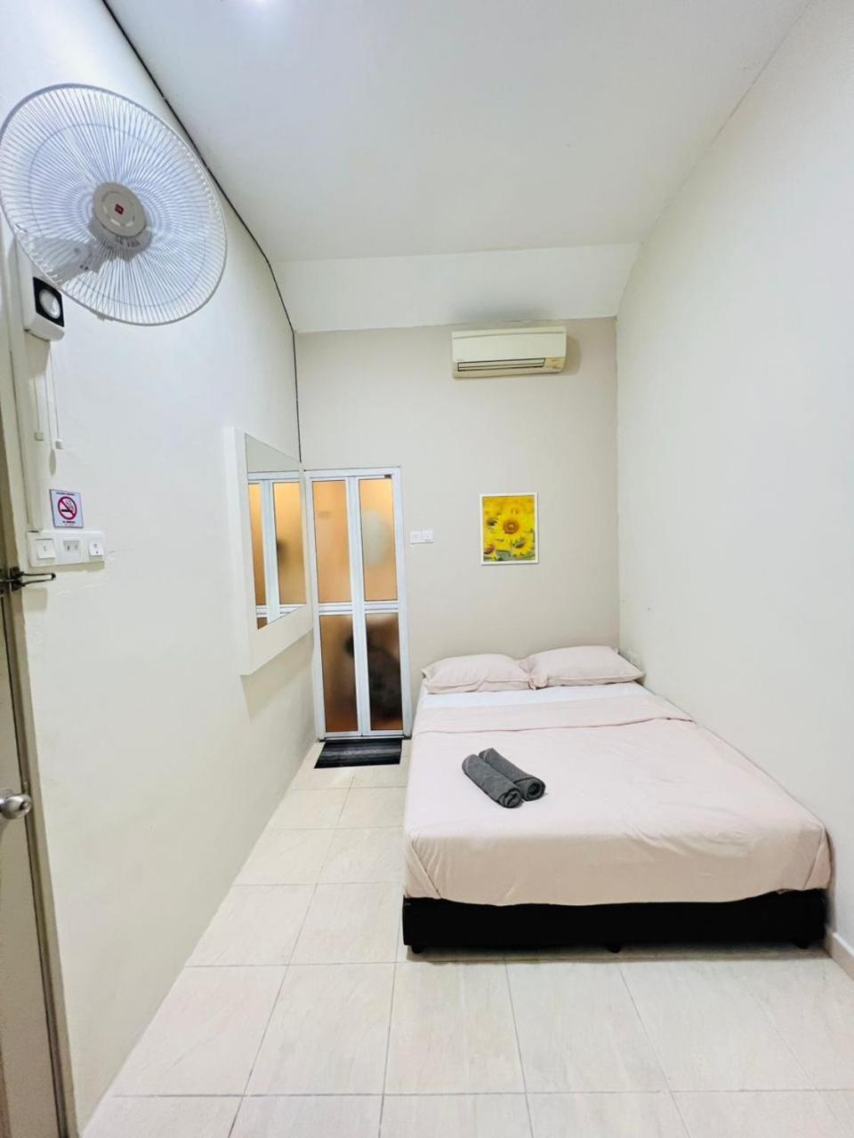 Myroom Georgetown, Off Jalan Burma, Gurney Drive Zewnętrze zdjęcie